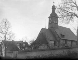 Sachsen? Kirche. Straßenansicht