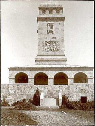 Fischer, Theodor; Berg am Starnberger See - Rottmannshöhe (Bayern); Bismarckturm - Fassadenansicht