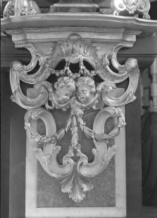 Hochaltar — Putto