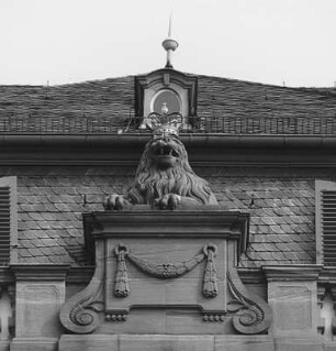 Ehemaliges Kollegienhaus; Darmstadt, Luisenplatz 2