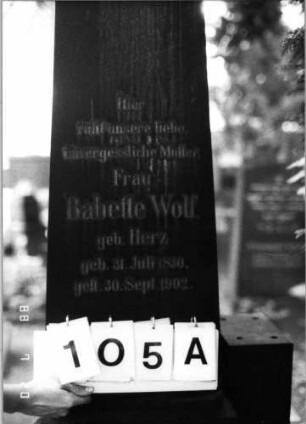 Grabstein 105A