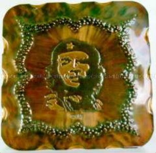 Wandschmuck mit Porträt von Che Guevara