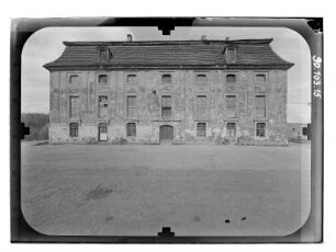 Faulenrost. Ehem. Gut (1760-1764). Linkes Kavaliershaus. Seitenansicht