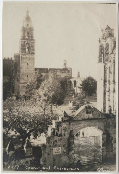 Kirchenbezirk Church yard Cuernavaca