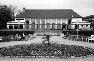 Bad Dürrheim: Neues Kurhaus, vom Kurpark aus