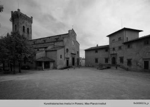 Piazza del Duomo, San Miniato (Pisa)
