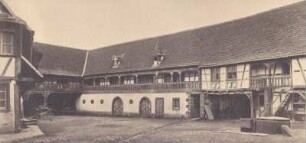 Hofgut. Fachwerk. Aus: "Volkstümliche Kunst in Elsaß-Lothringen."