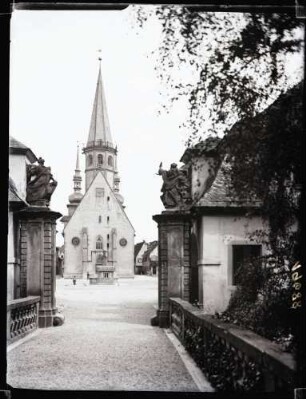 Kirchplatz, Foto: Schuster Juni 1914