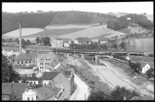 Nossen. Blick auf Mulde und Eisenbahnbrücke