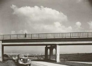 Autobahn Dresden - Chemnitz, an der Brücke Mobschatz-Merbitz