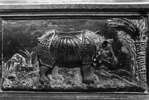 Bildfeld mit Nashorn von der Tür des linken Westportals : Bildfeld mit Nashorn von der Tür des linken Westportals. Bronze (nach 1595; R. Pagni). Pisa, Dom Santa Maria Assunta