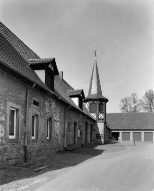Wirtschaftsgebäude und Gerichtstürmchen; Lauterbach, Burg 2