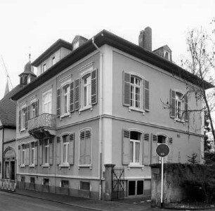 Wohnhaus; Bad Homburg, Dorotheenstraße 3
