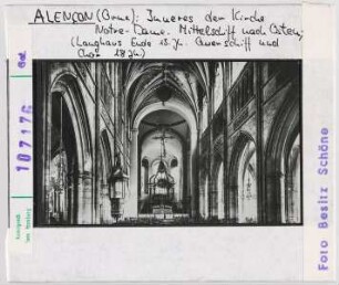 Alençon: Notre Dame, Inneres, Mittelschiff nach Osten