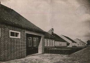Magdeburg - Rothensee. Schulhaus