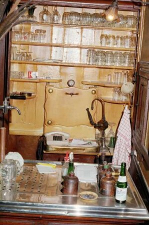 Theke der Gaststätte Römer
