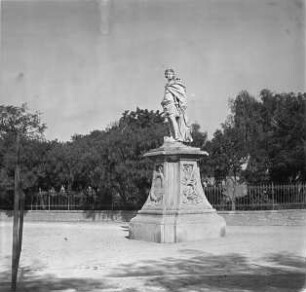 Denkmal des deutschen Grafen Johann Matthias von der Schulenburg