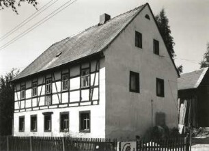 Garnsdorf, Hauptstraße 60. Bauerngut. Wohnstallhaus