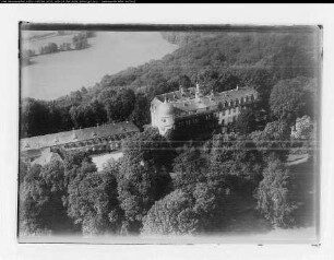 Brakel, Schloß Hinnenburg