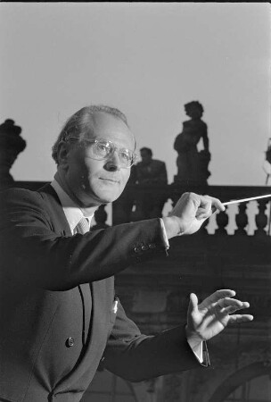 Serenade im Dresdner Zwinger mit Rundfunk-Sinfonieorchester Leipzig?. Porträt Heinz Bongartz