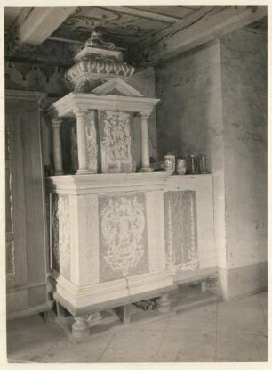 Lausitzer Kachelofen