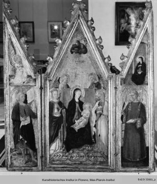 Triptychon: Madonna mit Kind, von Heiligen umringt