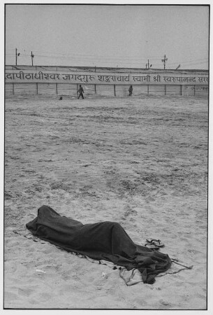 Allahabad. Person unter einer Decke