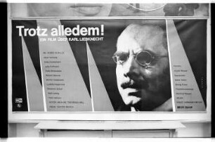 Kleinbildnegativ: Prof. Klaus Wittkugel, Majakowski-Galerie, 1976
