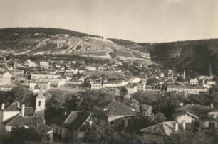 Schumen, Bulgarien. Gesamtansicht, Lage in einem Becken der Nordbulgarischen Platte