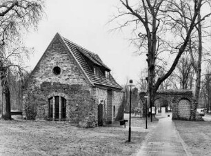 Lehnin, Kloster Lehnin, Klosterkirchplatz