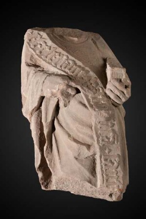 Torso einer Heiligenfigur