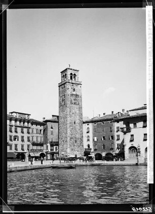 Riva, Uhrturm