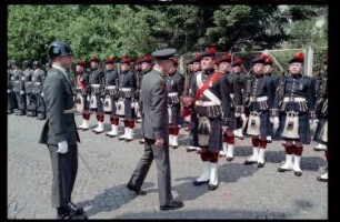 Fotografie: Offizielle Verabschiedung von US-Stadtkommandant Major General John H. Mitchell in Berlin-Dahlem