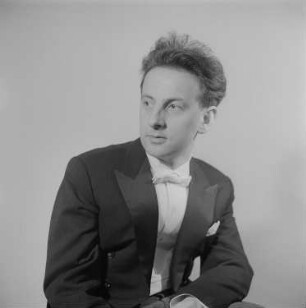 Porträtaufnahmen von Pianist Prof. Dieter Zechlin : Porträt von Dieter Zechlin
