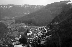 Drackenstein: Blick von oben auf den Ort