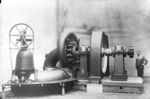 Spiralturbine von 91 PS, Absperrschieber, Fritz Neumeyer, München : Technikgeschichte | Maschinenbau | Kraftmaschinen | Wasserkraftmaschinen