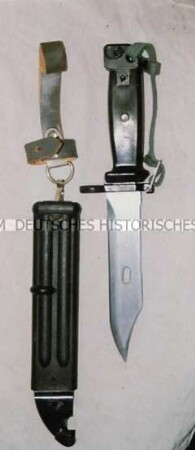 Seitengewehr, Modell 1974 II, mit Scheide zur MPi Kalaschnikow