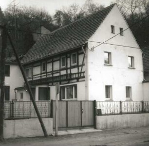 Cossebaude, Talstraße 25. Ehemaliger Zweiseithof (Wohnhaus) (1801/1850)