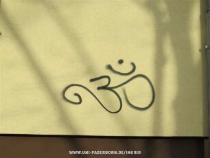 {OM}