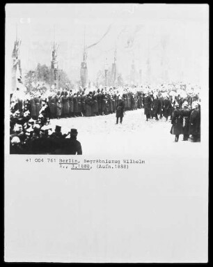 Berlin, Leichenzug Wilhelm I. vor dem Dom