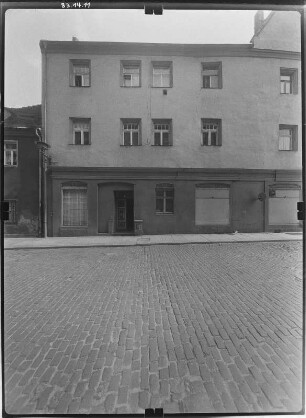 Pirna-Altstadt, Badergasse 8. Wohnhaus (E. 16. Jh.). Straßenfront (Teilansicht)