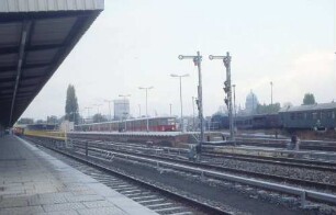 Potsdam Hauptbahnhof elTW Baureihe 477