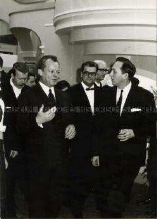 Außenminister Willy Brandt auf der Internationalen Grünen Woche Berlin