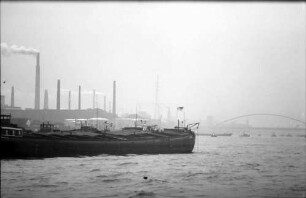Ruhrort: Industrien