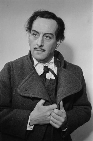 Szenenbilder aus der Oper "Jenufa" von Leos Janácek an der Deutschen Staatsoper Berlin, mit Christel Goltz und Erich Witte in den Hauptrollen : Soloaufnahme von Erich Witte als Steva