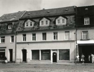 Roßwein, Döbelner Straße 6. Wohnhaus mit Laden (bezeichnet 1806)