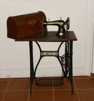 Nähmaschine