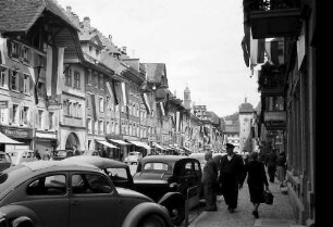 Waldshut: Verkehr in der Hauptstraße, Blick nach dem Osttor
