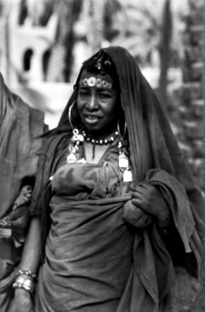 Frauenportrait : Portrait einer Frau der Amazigh