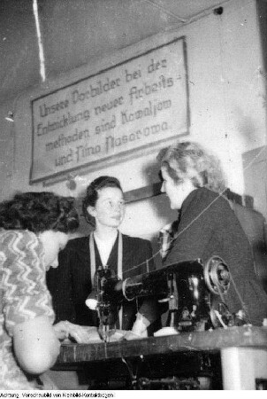 Sebnitz, VEB Kleiderwerke Sebnitz, Gewerkschaftsbrigade, Januar 1954